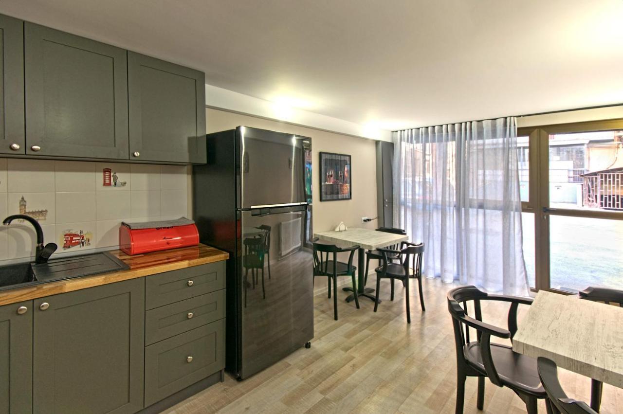 Sakhli At Chavchavadze Ave 15 Hotel Tbilisi Exterior photo